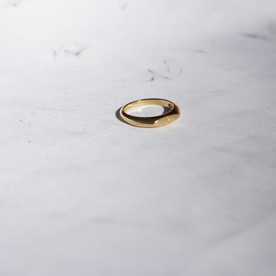 Petite Star Ring Gold