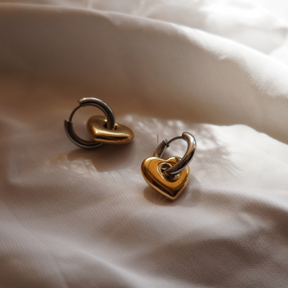 Heart-to-Heart Two-Toned Huggies